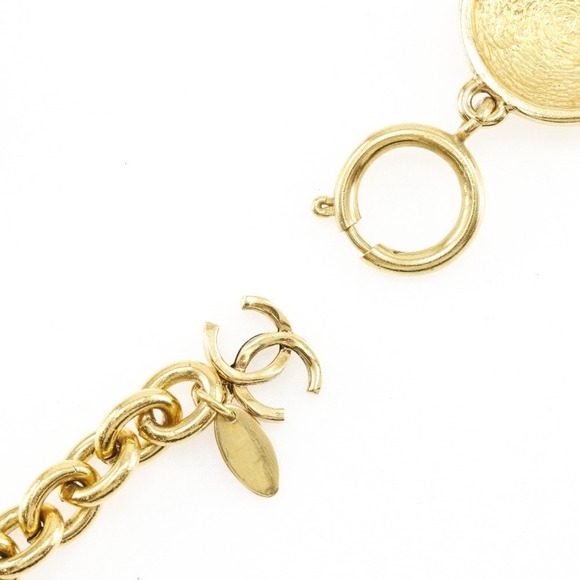 CHANEL Gold Coco Mark Necklace - Picture 5 of 6